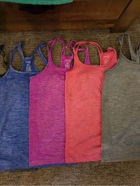Danskin Women’s Heathered Racerback Tank Top Bundle